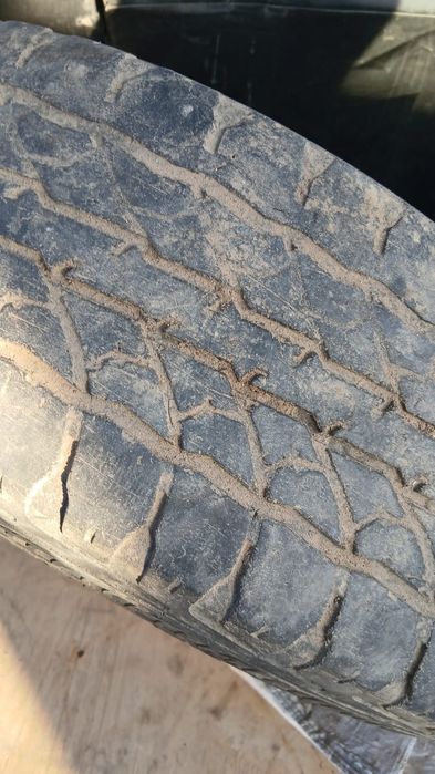 Продам диски R16 с покрышками