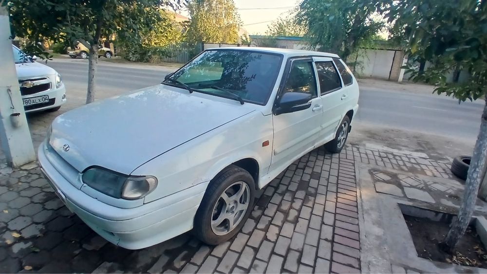 Продам авто ваз 2114