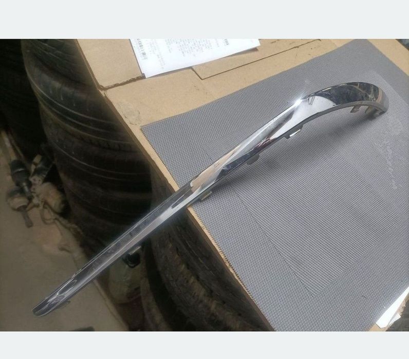 Chrome crom ornament dreapta spate Mercedes GL x 164
