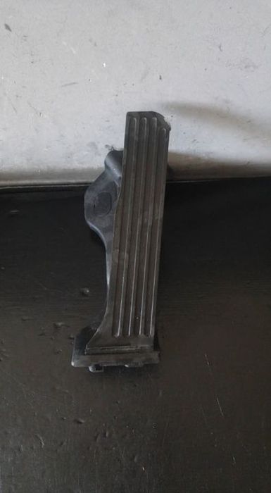 Pedala acceleratie audi q3 8u 1k1723503ba 6pv00889057