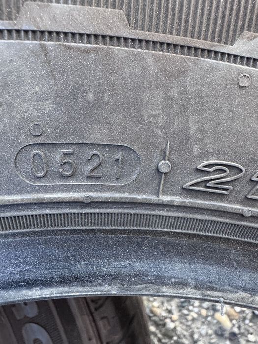 215/75R16C Nexen.