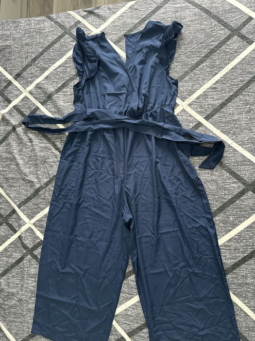 Salopeta dama de ocazie