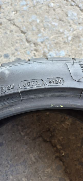 2 anvelope vara Michelin 325/30/21,dot 2020.Pretul este pe bucata.
