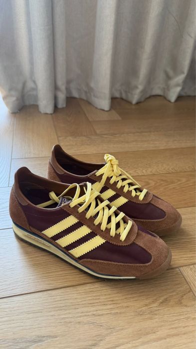 Женская обувь Adidas