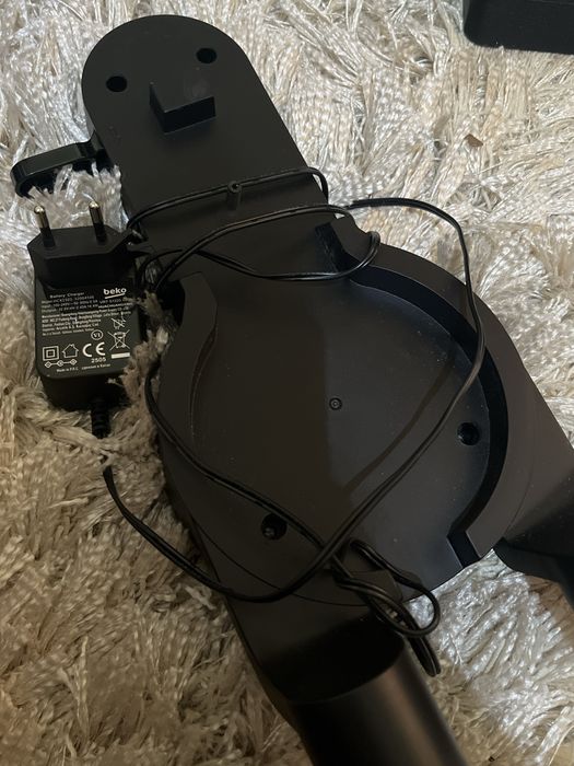 Aspirator vertical beko
