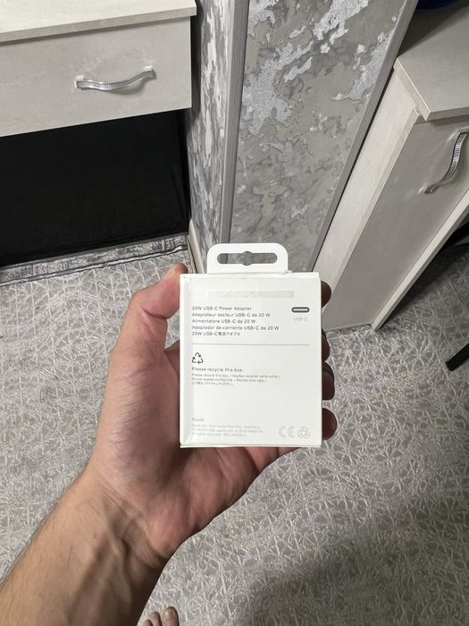 iPhone Galovka Hamda Usb Sotiladi Yengi