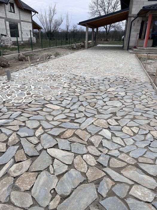 Piatră naturală de vânzare – PREȚ FOARTE BUN!