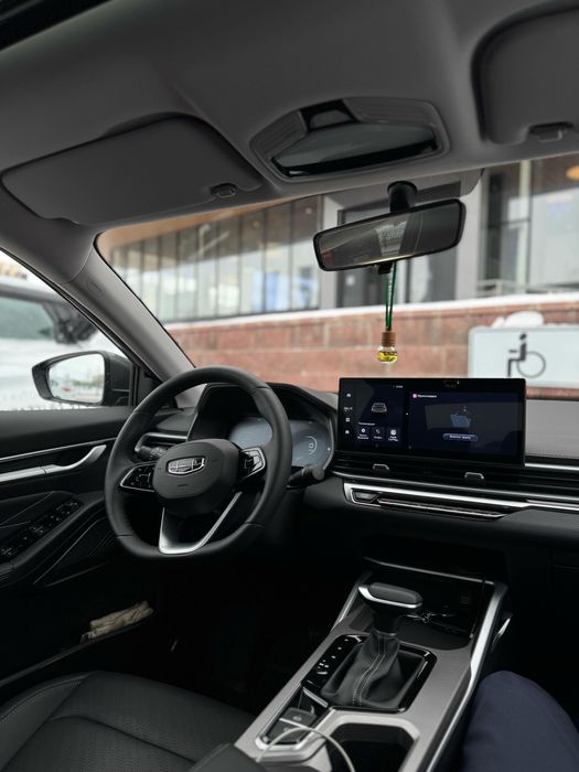 Авто в аренду под такси