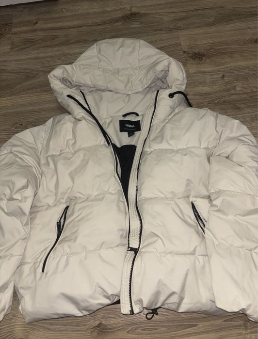 Дамско зимно яке