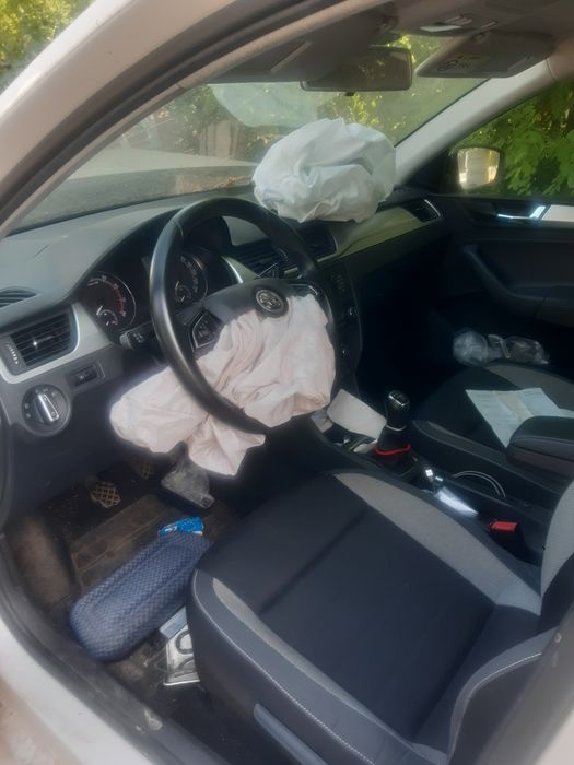 Skoda rapid 1.0  benzina