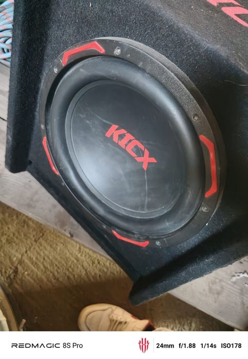 Продам сабвуфер KICK практически новый.