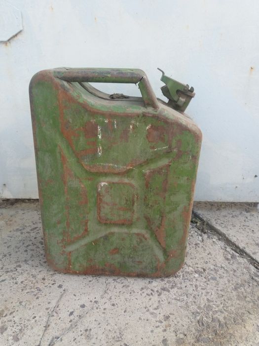 Канистра под ГСМ металлическая