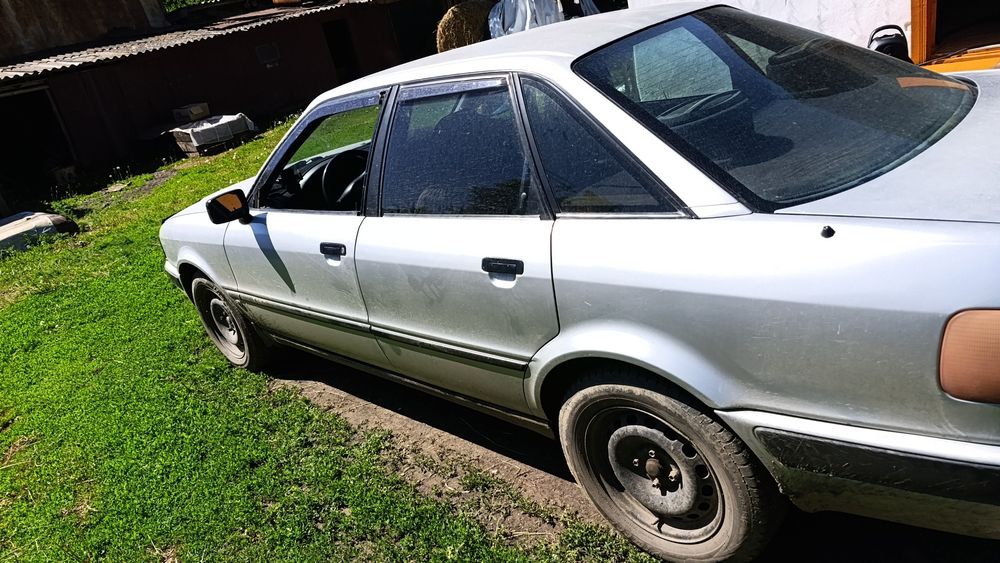 Продам Ауди 80 б4