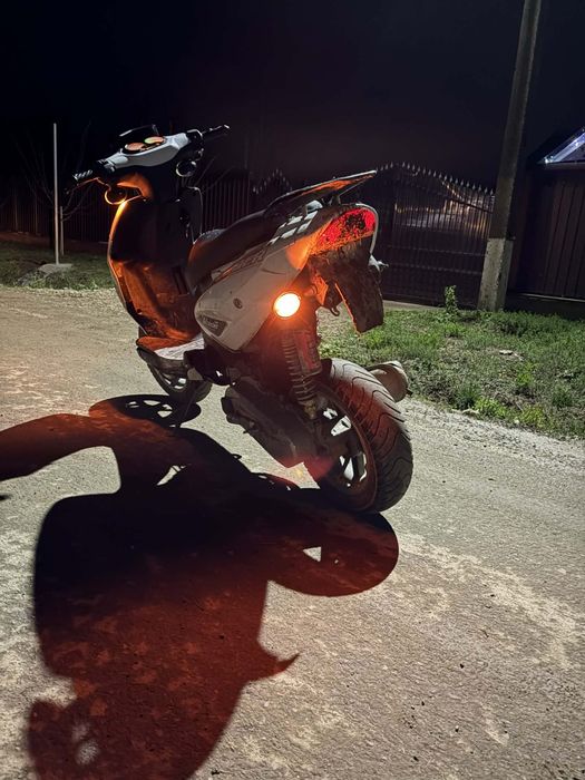 Scuter explorer 2t 80cc