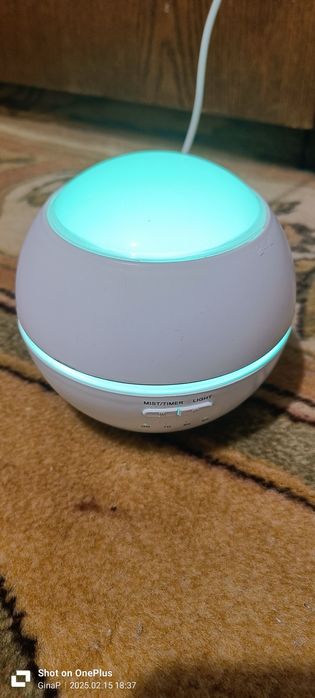 Vând aromatizor camera.