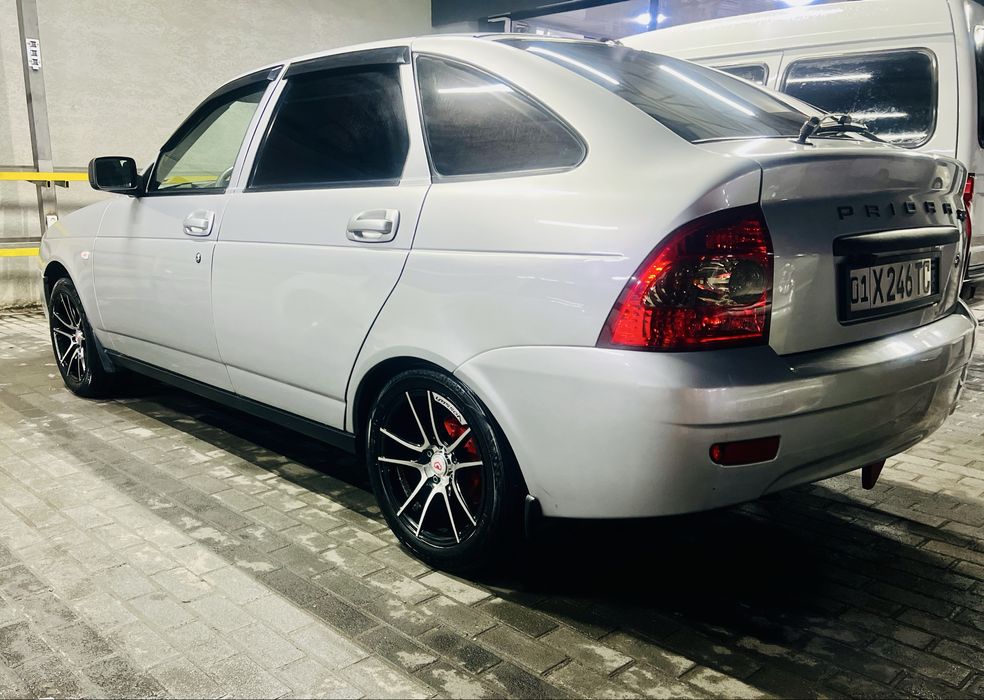 Лада приора продам