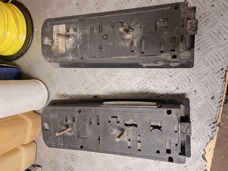 Продавам стопове за камион Mercedes