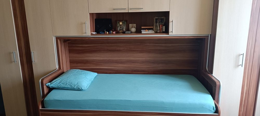 Mobilier cu pat încorporat
