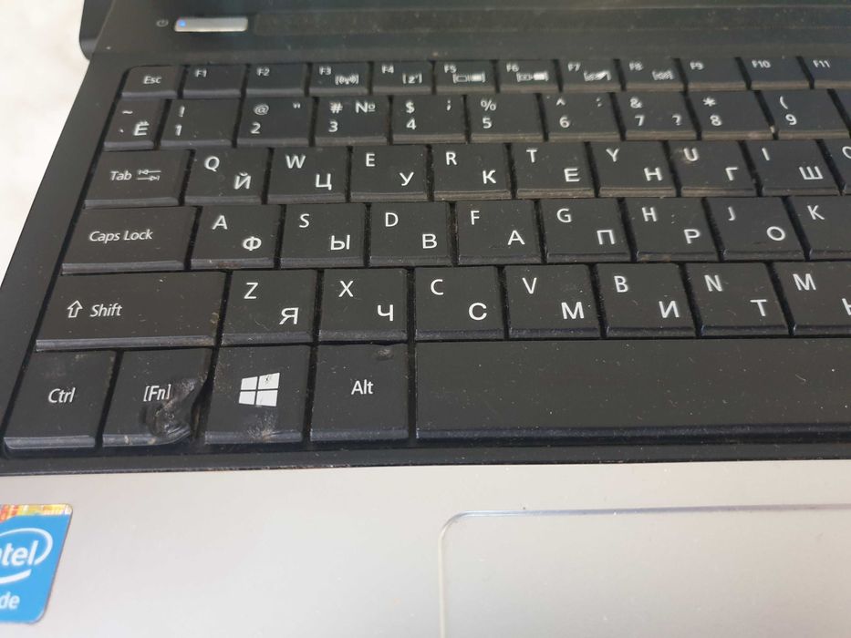 Ноутбук i 5 -323м