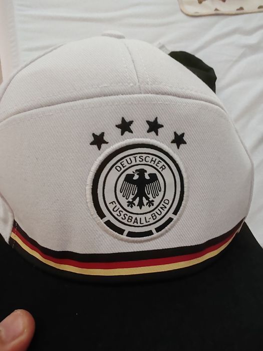 Шапки Adidas Reebok