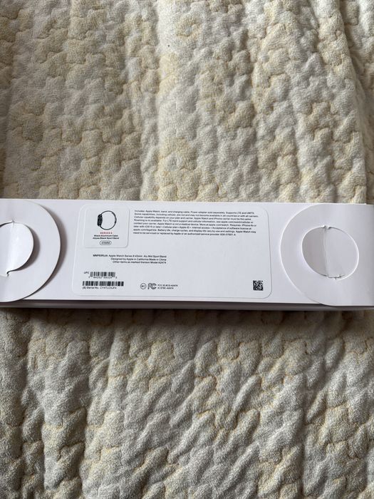 Продам apple watch 8 45 мм
