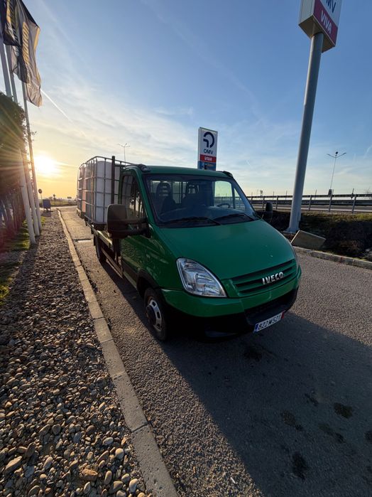 Транспортни услуги с тристранен самосвал