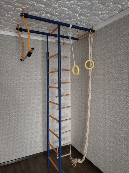 Продам шведскую стенку