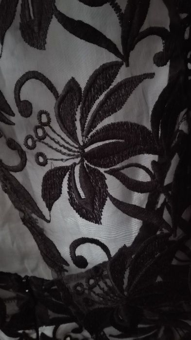 Продавам перфектна италианска рокля