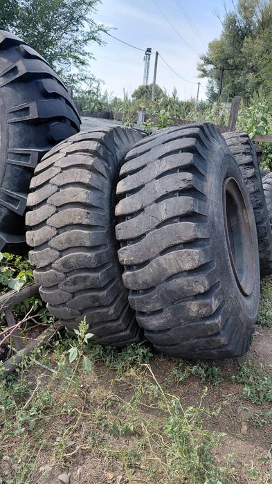 Резина Белаз продам