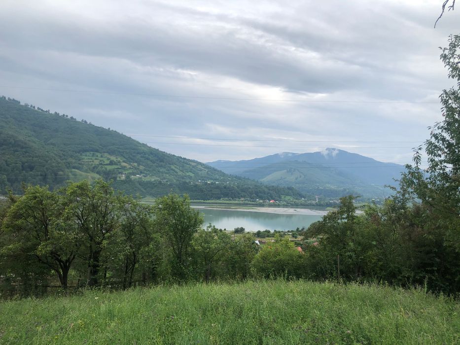 Teren intravilan de vanzare