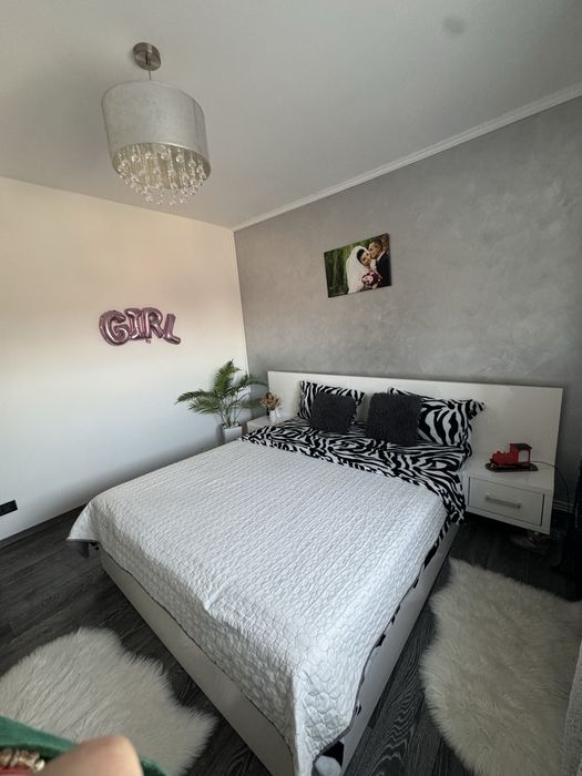 Apartament de vanzare 4 camere