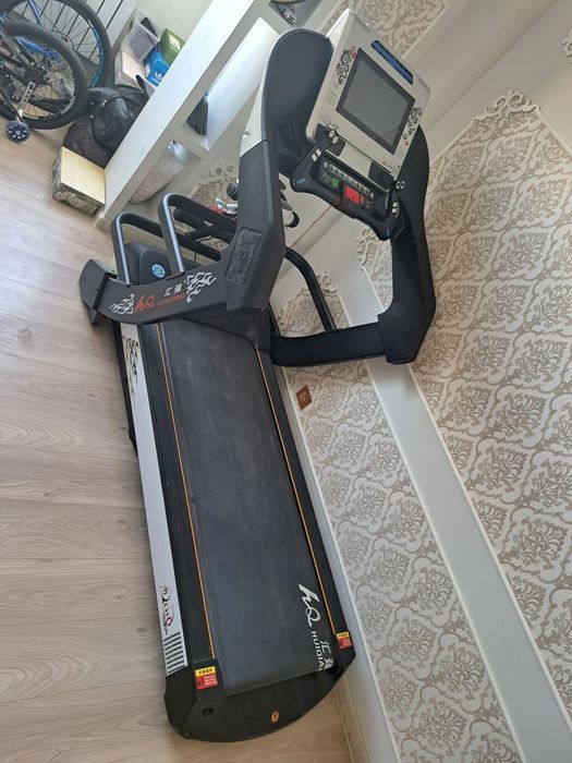 Беговую дорожку HQ