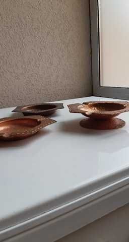 Пепелници, месингово съдче, медна кутийка