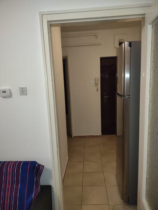 Inchiriez apartament 2/3 camere Braila zona garii