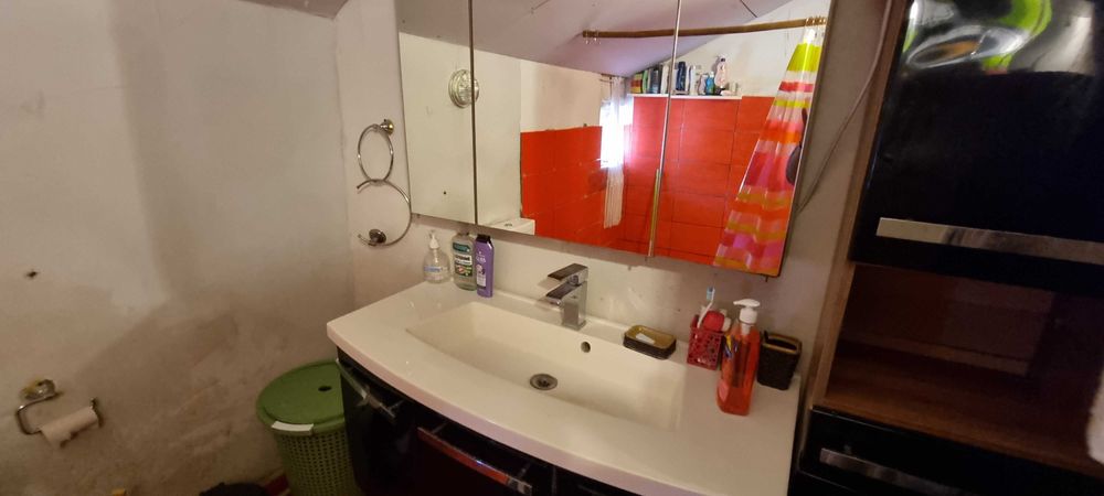 1791-Продава се едноетажна тухлена на гредоред къща в кв. "Хърсате"!