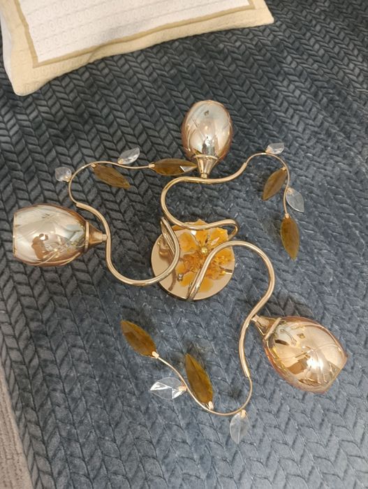 Люстра хорошего качества