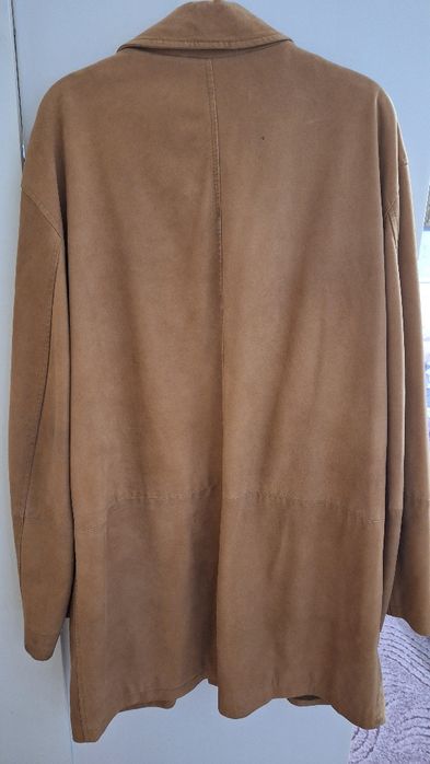 Продавам мъжки блейзър ековелур