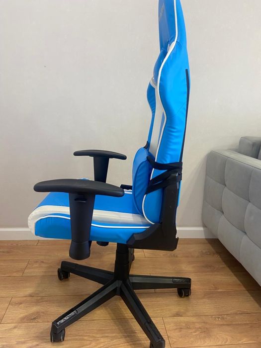 Игровое кресло синие