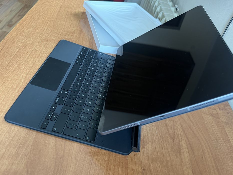 iPad Pro 12.9-inch (6 generation) wi-fi + cellular 256Гб