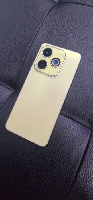 Продам телефон Infinix HOT 40i