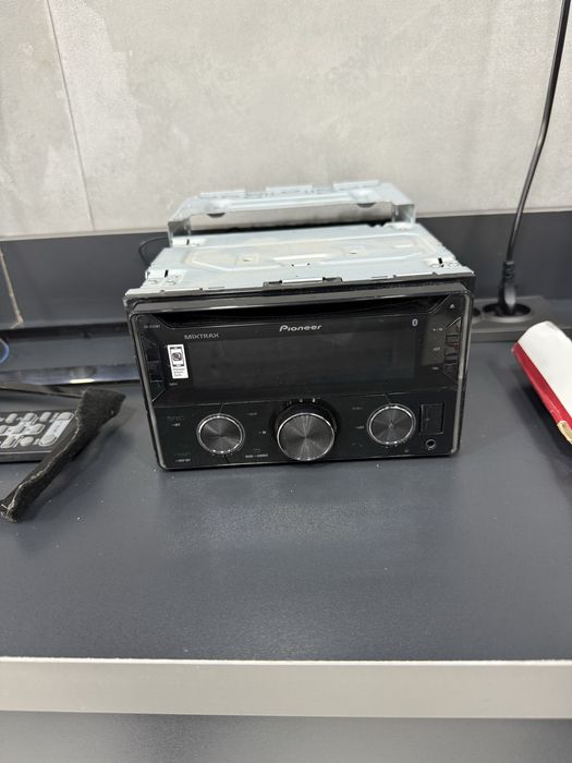 Piooner 725 xolati idial