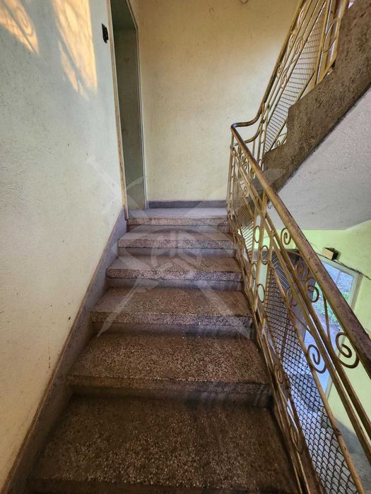 Продава се Къща в с. Мало Конаре, Област Пазарджик - 198 кв.м за 188 €/кв.м - Снимка #8
