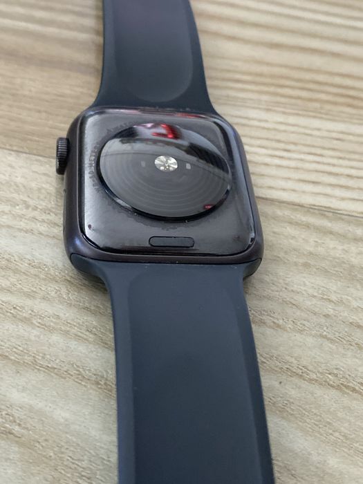 Apple Watch SE , 44 mm  , 2022