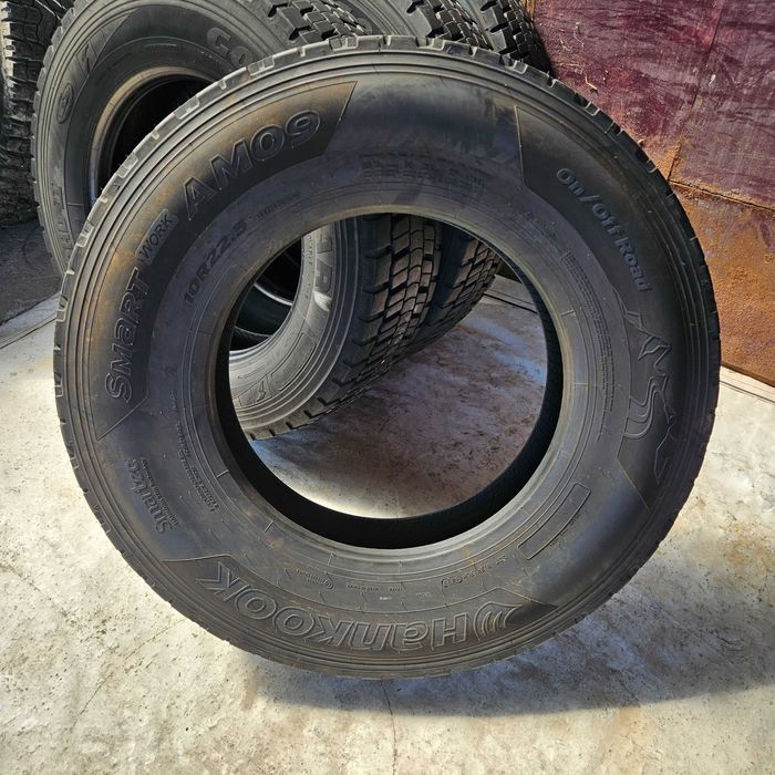 2 Нови гуми 10R22.5 Hankook AM09 144/142L 16PR M+S 3PMFS