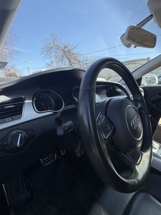 Оригинален мултифункционален волан за Audi