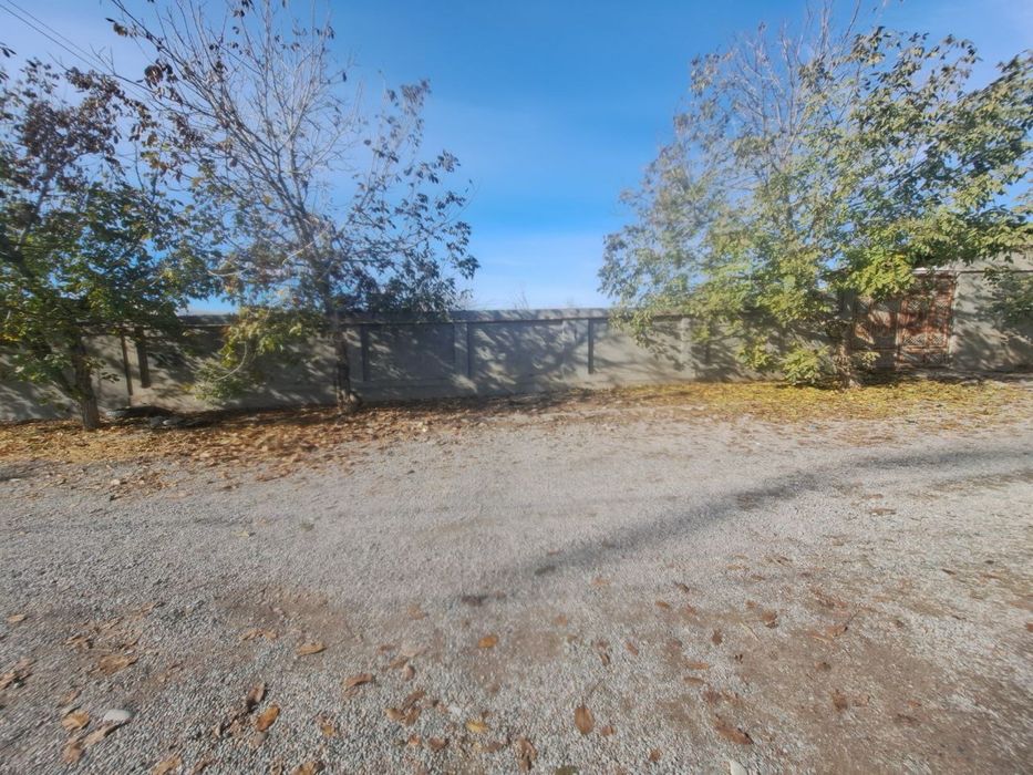 Ер сотилади 8 сотих уч кахрамон Обод