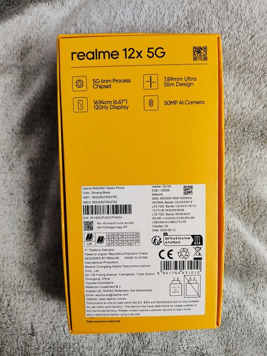 Real me 12X 5G нов