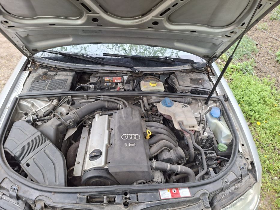 Vand/Dezmembrez Audi a4 b6 2004