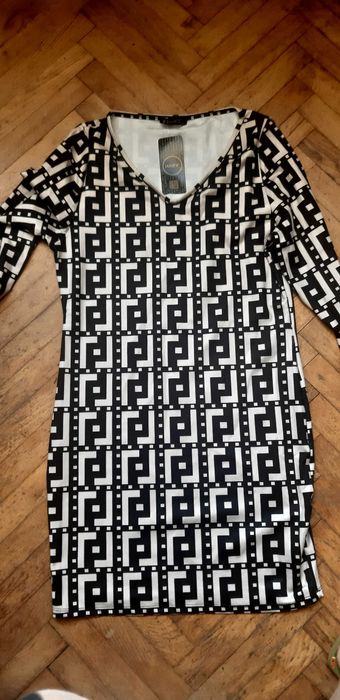 Чисто нова рокля с етикет