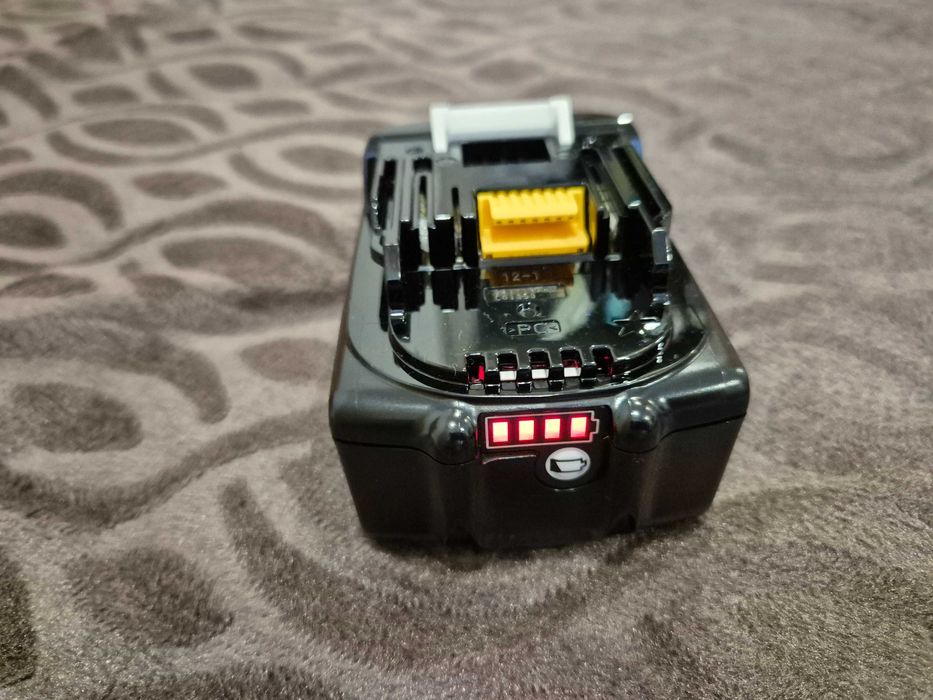 Комплект Макита 2бр. оригинални батерии 6Ah Makita BL1860B и оригинално бързо зарядно DC18RC LXT 18V Makita